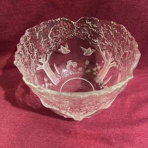 Vtg Mikasa Versatile Crystal Glass Bowl with Birds & Trees, Frosted/Clear
